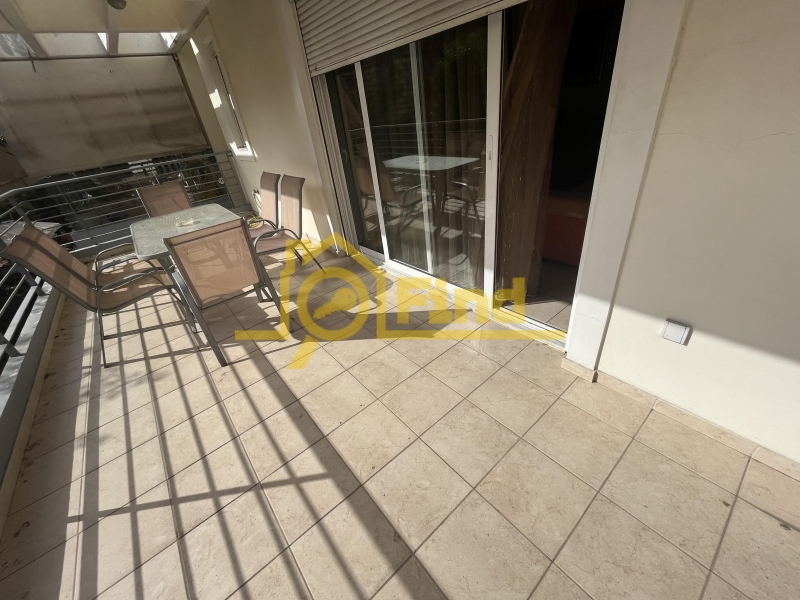 property-img