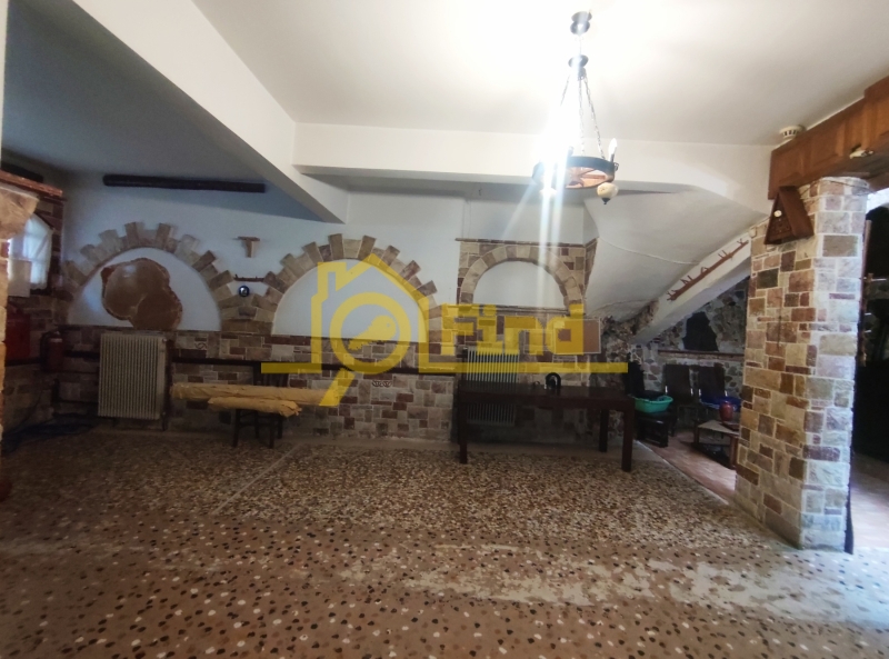 property-img