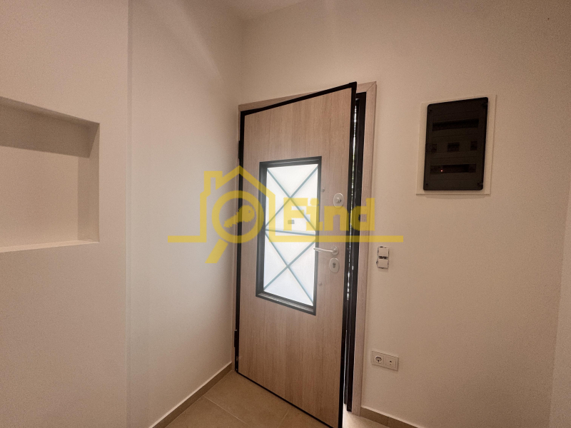 property-4-6880